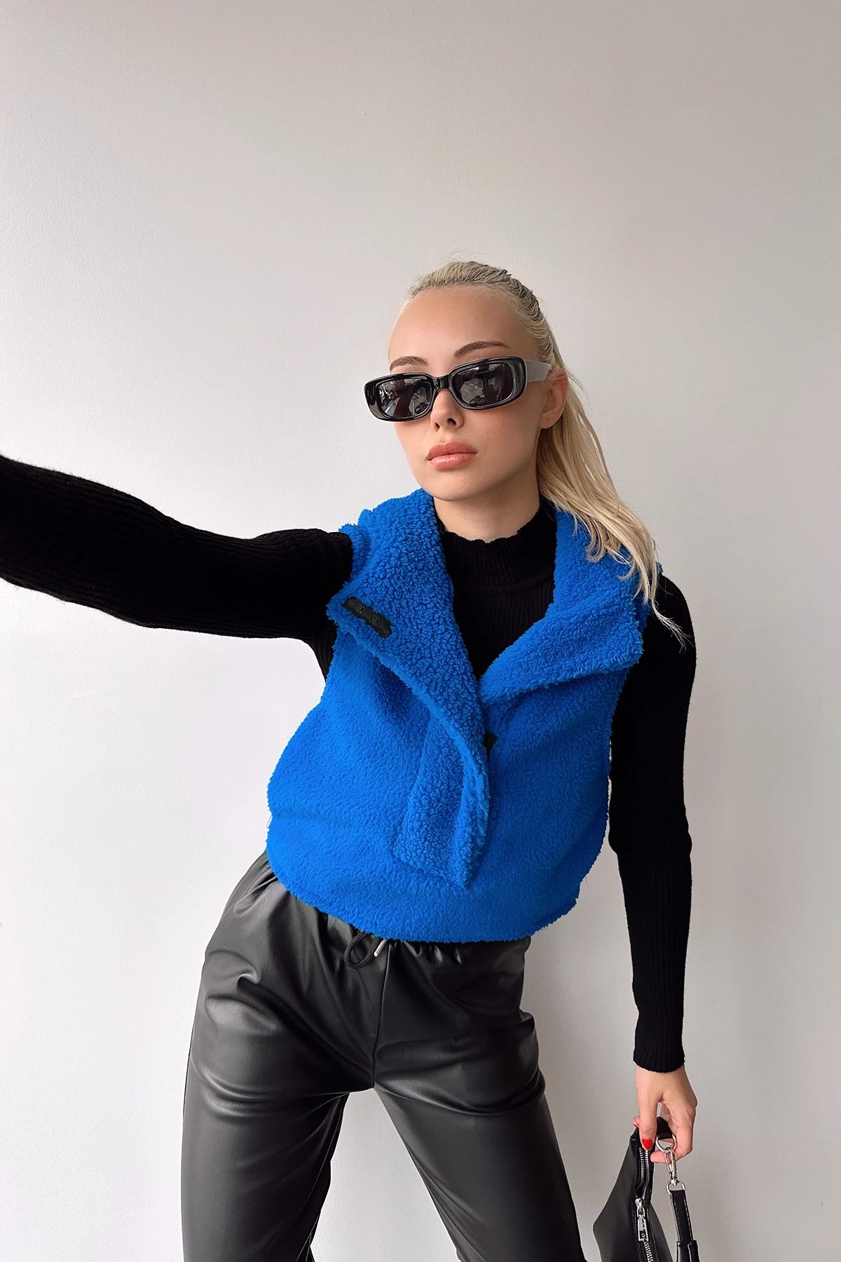 Saks Kapüşonlu Önü Çıtçıtlı Kolsuz Welsoft Sweatshirt
