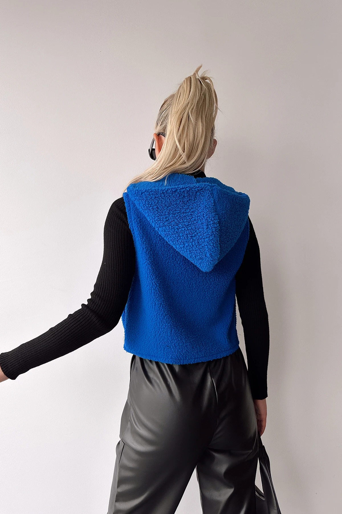 Saks Kapüşonlu Önü Çıtçıtlı Kolsuz Welsoft Sweatshirt