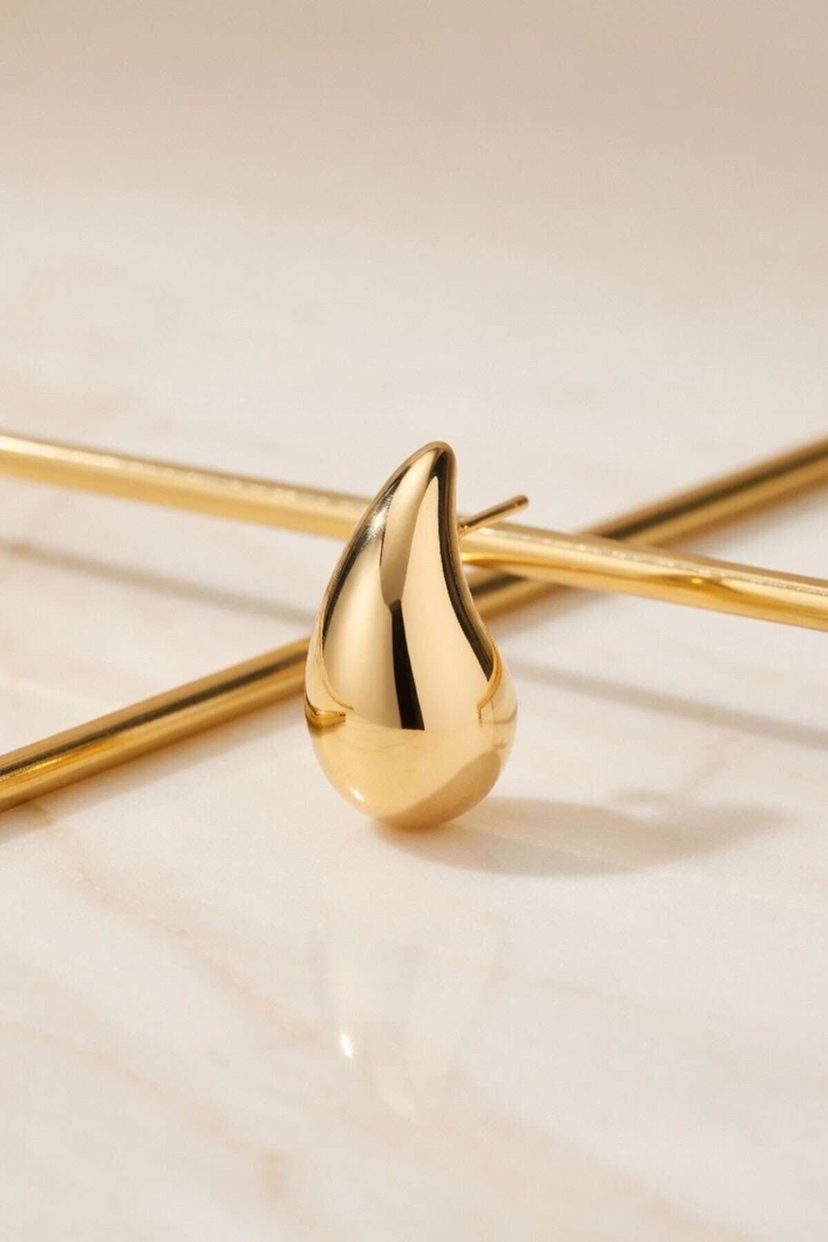 Gold Damla Model Küpe