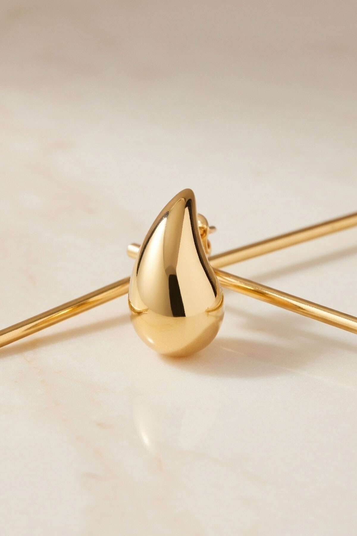 Gold Damla Model Küpe