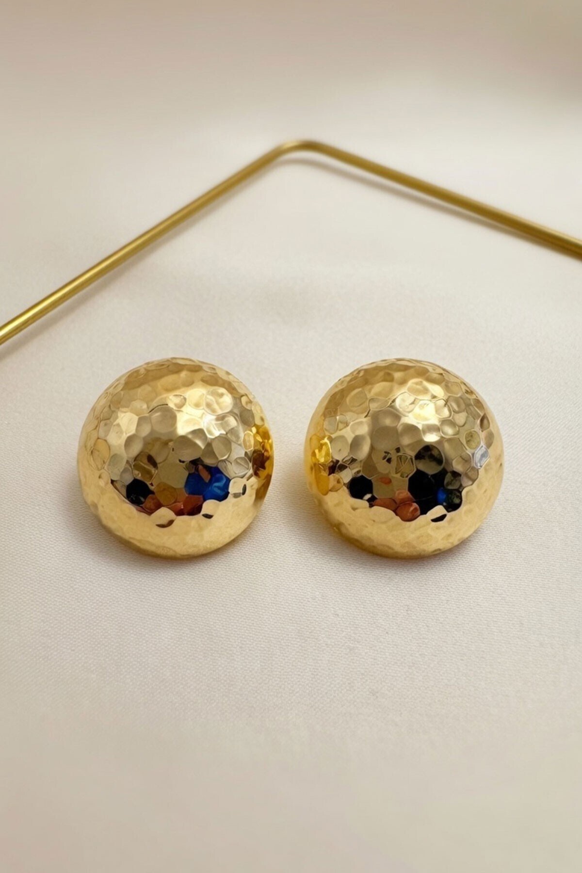 Gold Disko Topu Tasarımlı Küpe