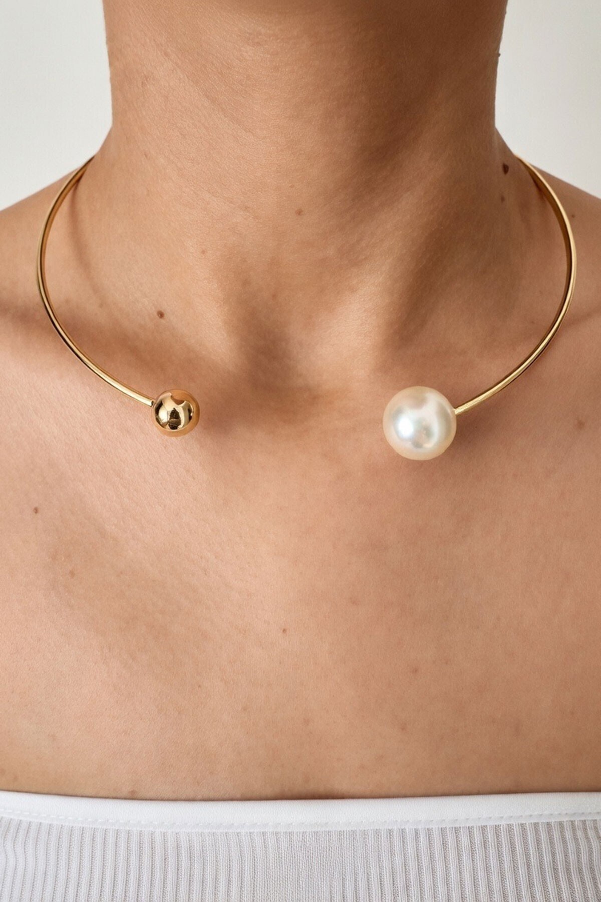 Gold İnci Detaylı Tasma Choker Kolye