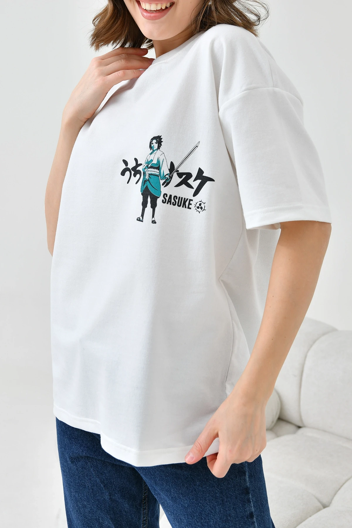 Beyaz Bisiklet Yaka İki İplik Sırtı Baskılı Oversize T-Shirt
