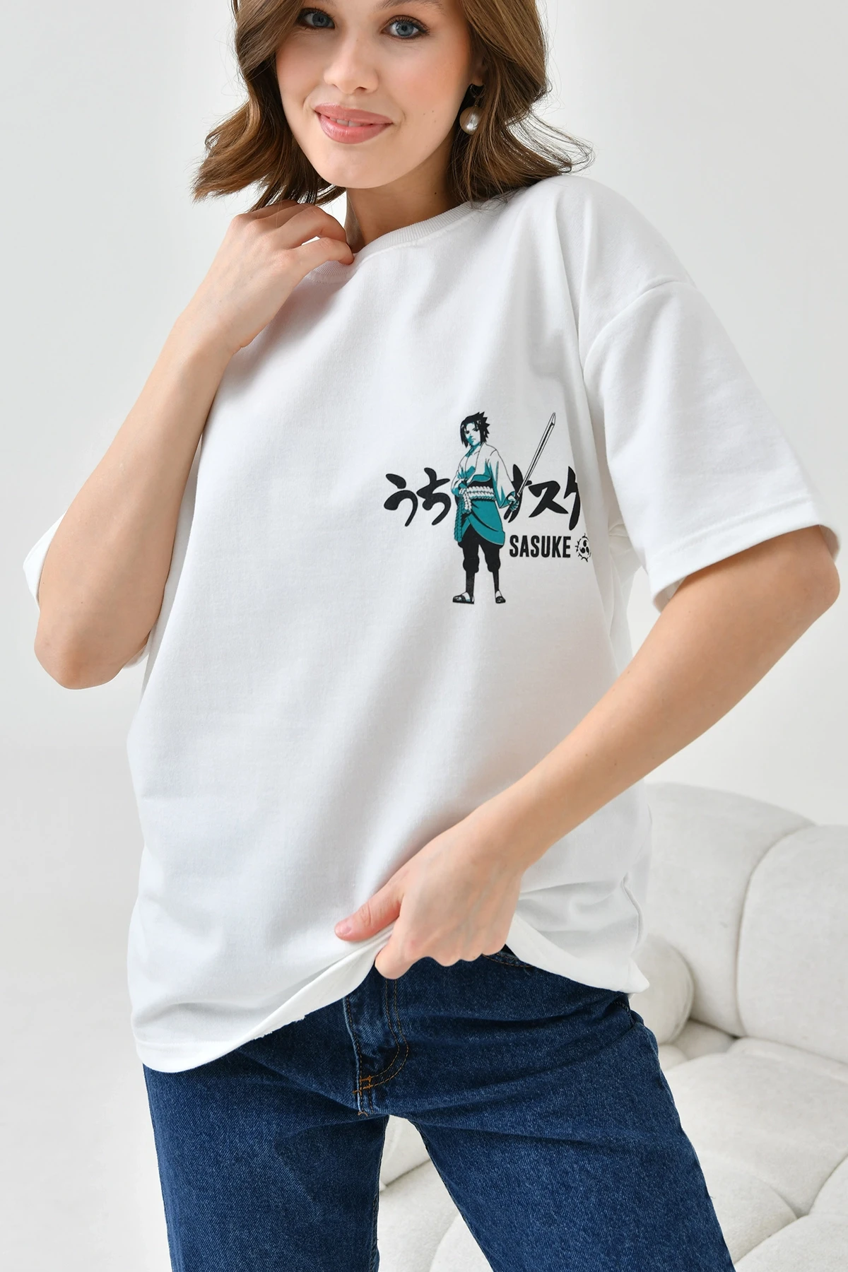 Beyaz Bisiklet Yaka İki İplik Sırtı Baskılı Oversize T-Shirt
