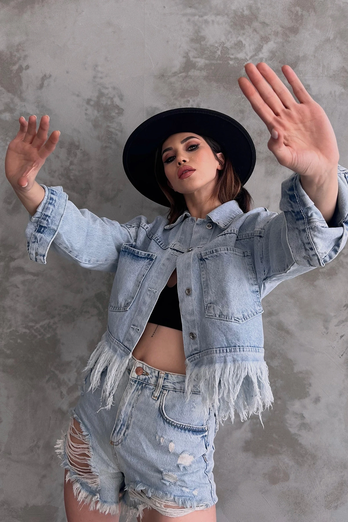Buz Mavi Saçak Detaylı Denim Ceket