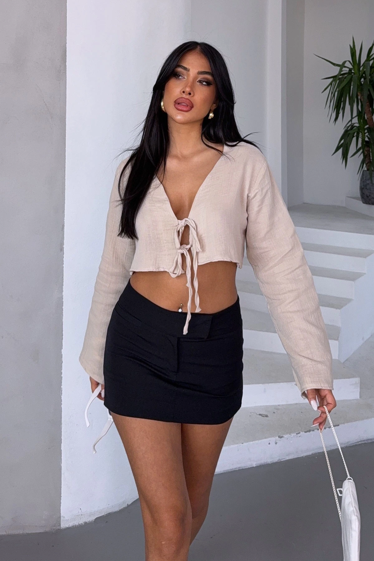 Bej Bağlamalı Crop Muslin Dokuma Bluz