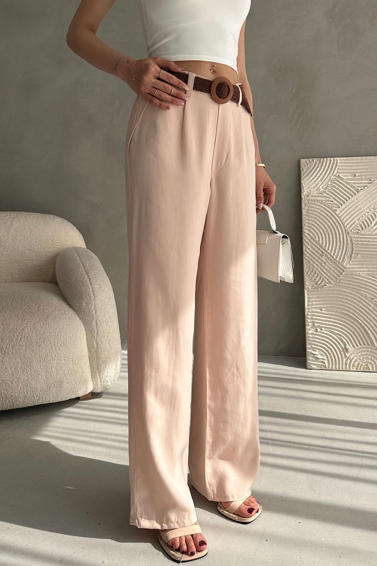 Toz Pembe Beli Kemerli Keten Pantolon