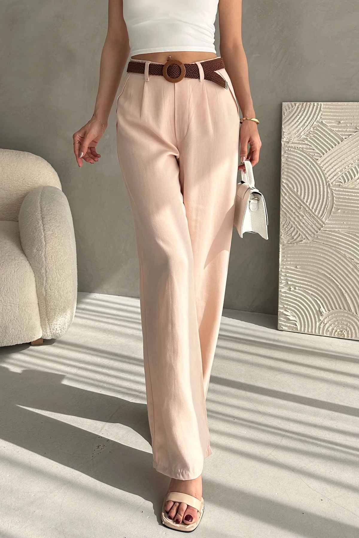Toz Pembe Beli Kemerli Keten Pantolon