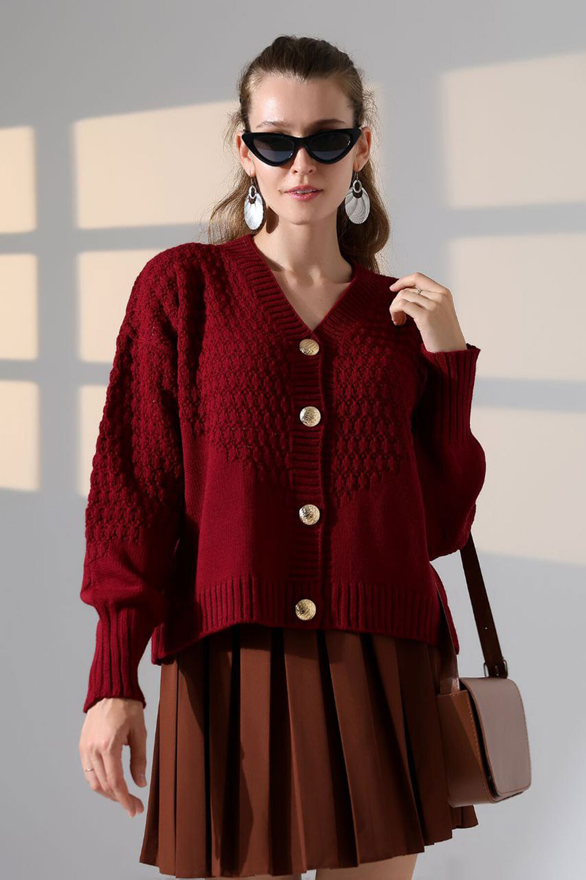 Bordo Motif Desenli Düğmeli Triko Hırka