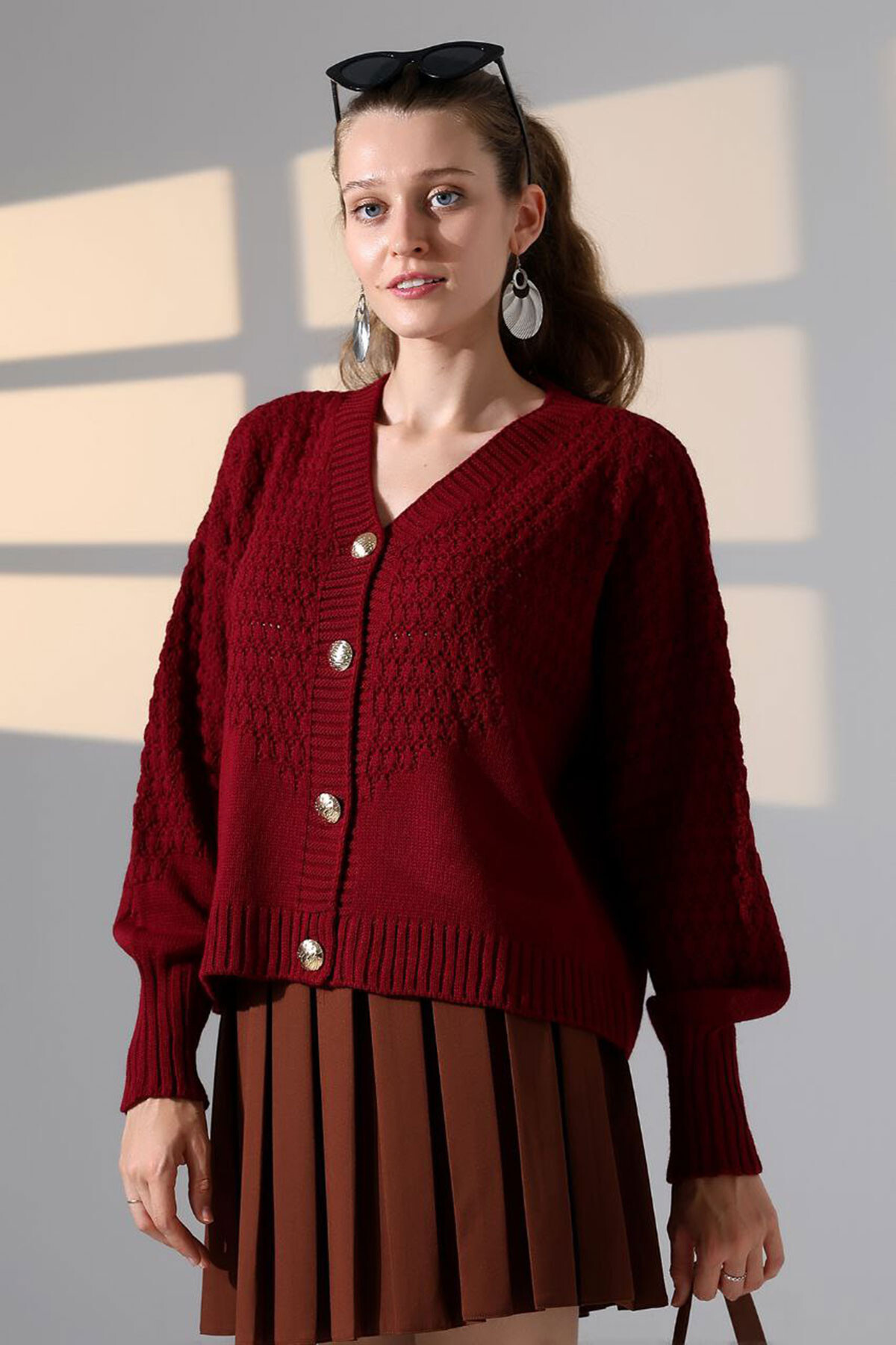 Bordo Motif Desenli Düğmeli Triko Hırka