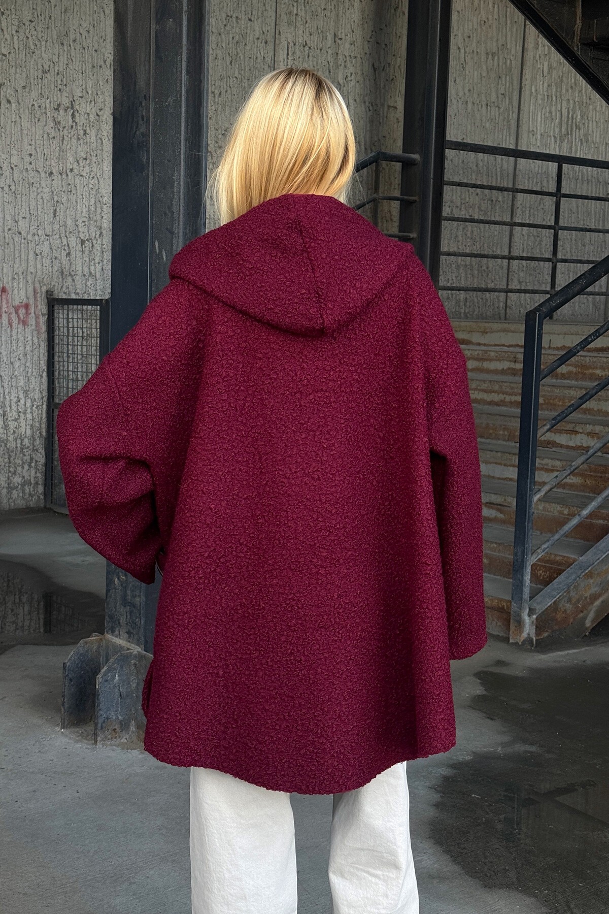 Bordo Kapüşonlu Çift Cepli Oversize Buklet Ceket Mont