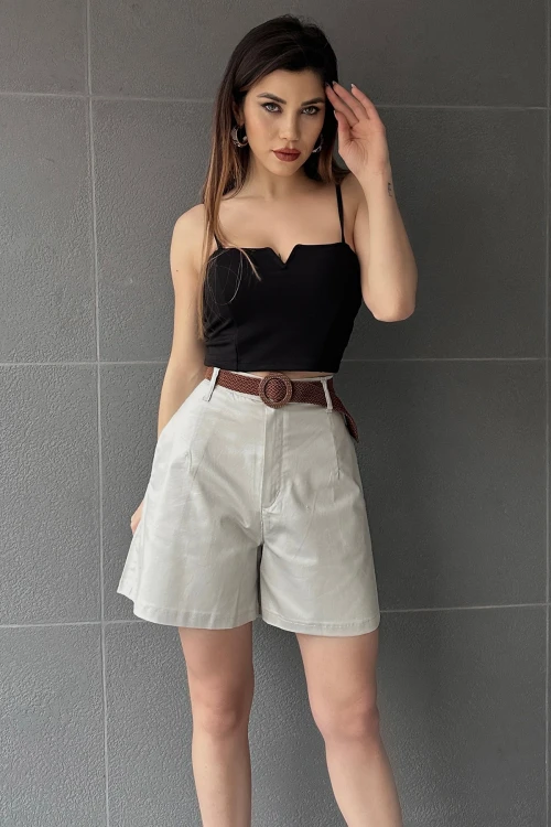 Bej Beli Kemerli Geniş Paçalı Mom Şort BCDF-233305