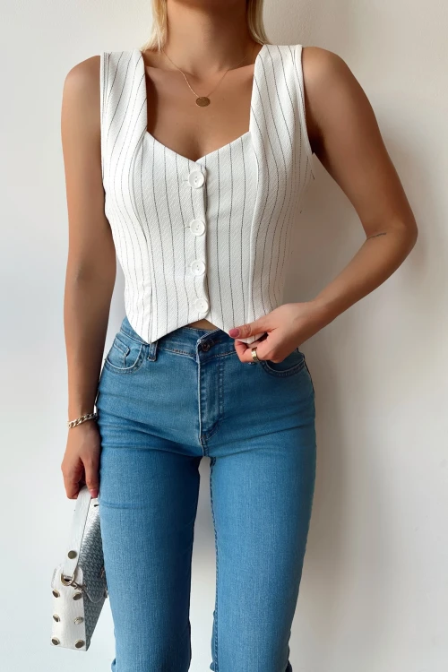 Beyaz V Yaka Düğmeli Çizgili Crop Yelek BCTL-233395