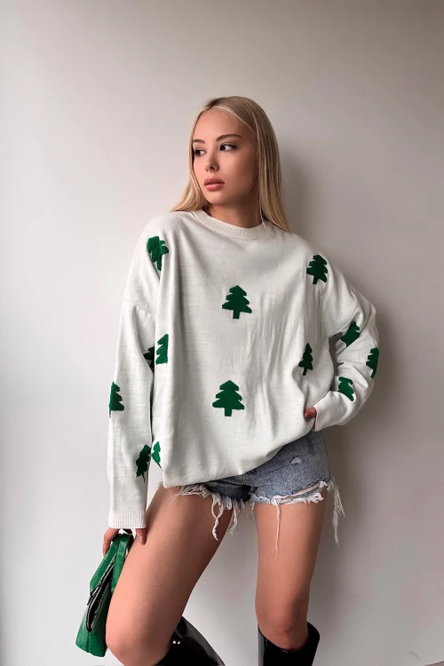 Beyaz Yılbaşı Temalı Oversize Triko Kazak BC231051