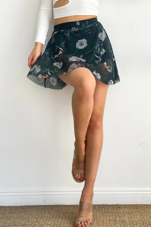 Haki Desenli Krinkıl Şortlu Etek BCDF-234601