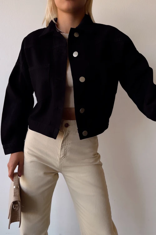 Siyah Çift Cepli Crop Yıkamalı Denim Ceket