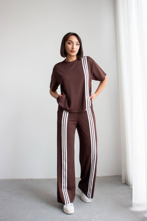 Acı Kahve Çizgili Modal Kumaş Alt Üst Takım