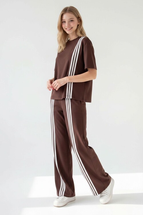 Acı Kahve Çizgili Modal Kumaş Alt Üst Takım