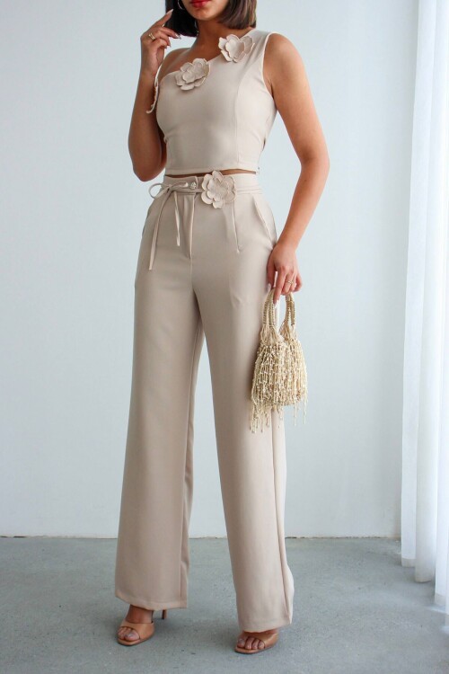 Bej Aksesuar Detaylı Bluz Ve Pantolon Dokuma Alt Üst Takım