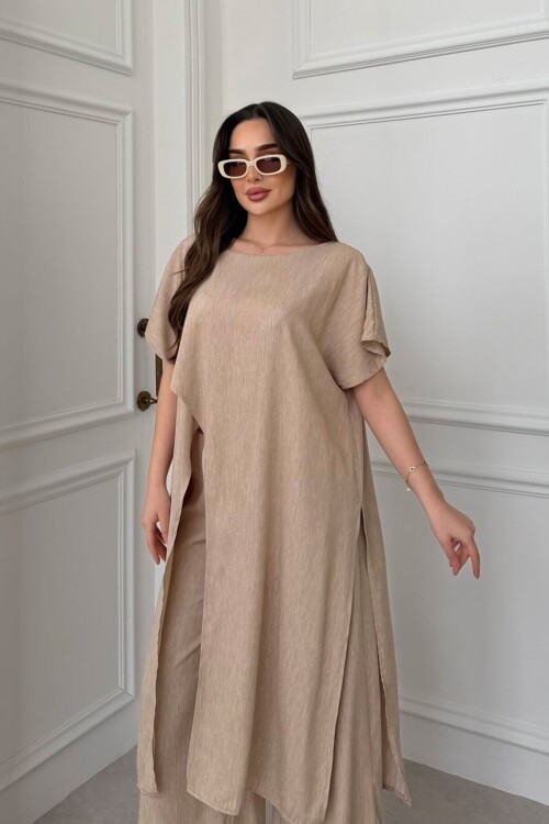 Bej Önden Ve Arkadan Yırtmaçlı Tensel Kumaş Alt Üst Takım