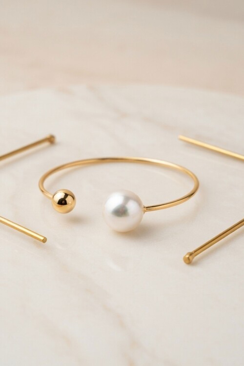 Gold İnci Detaylı Minimalist Bileklik