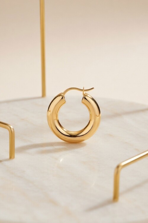 Gold Oval Kenarlı Mini Halka Küpe
