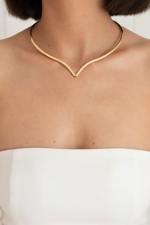 Gold Özel Kesimli Tasma Choker Kolye