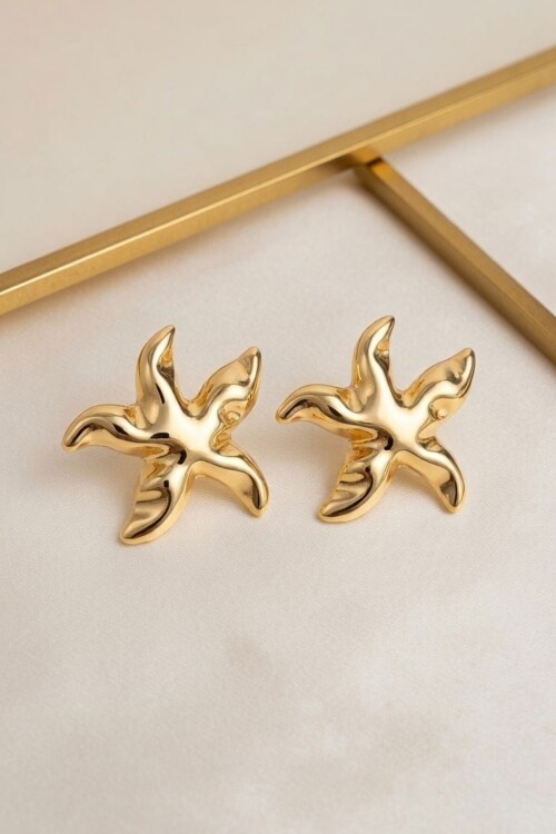 Gold Yıldız Küpe