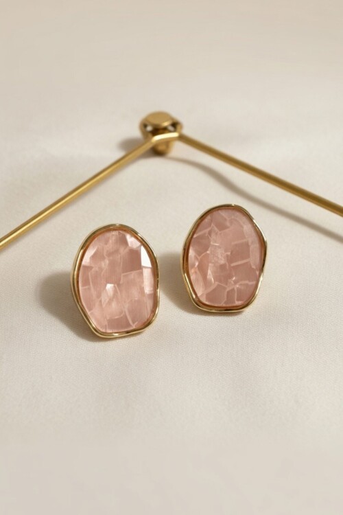 Pembe Taşlı Oval Küpe