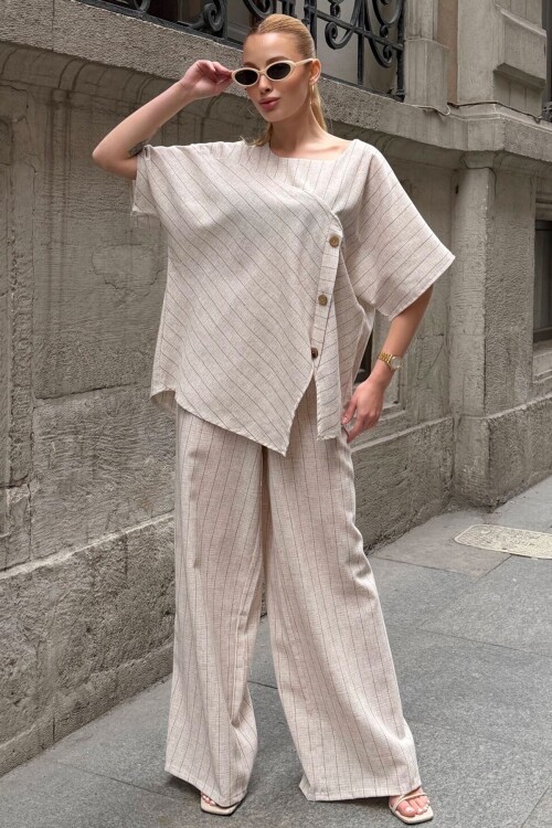 Siyah Çizgili Yandan Düğmeli Alt Üst Keten Takım 