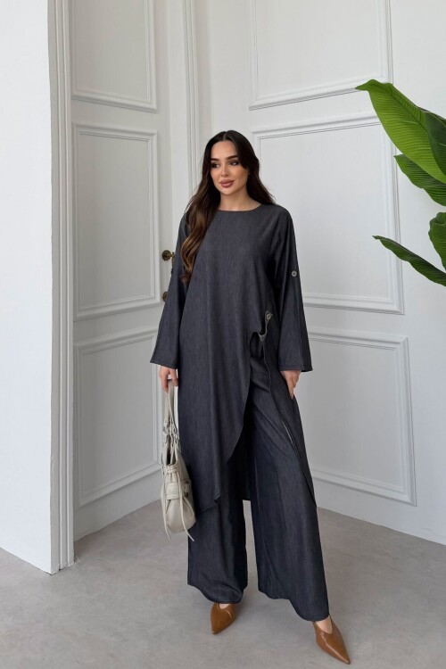 Siyah Önden Ve Arkadan Yırtmaçlı Tensel Kumaş Alt Üst Takım