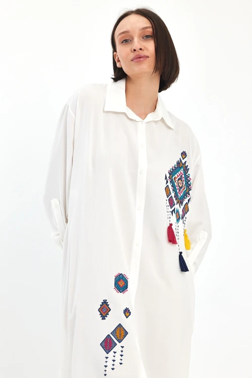 Maxi Boy Beyaz Nakış İşlemeli Uzun Boy Dokuma Elbise BCVL-241022