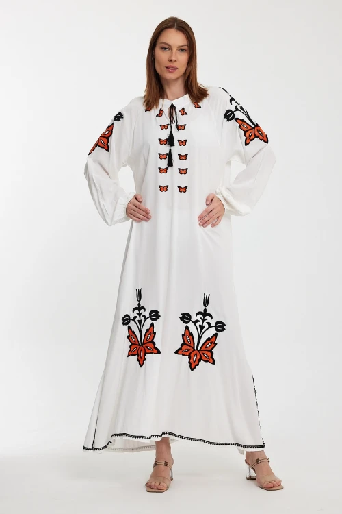 Maxi Boy Beyaz Nakış İşlemeli Uzun Boy Dokuma Elbise BCVL-241026