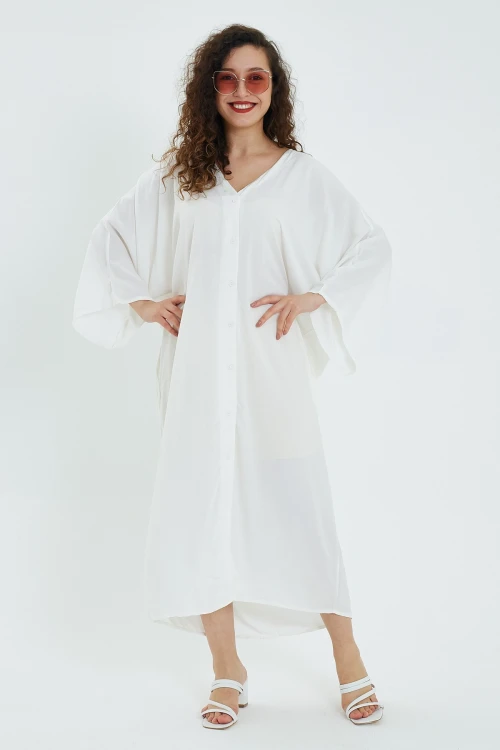 Maxi Boy Beyaz V Yaka Sırtı Nakışlı Oversize Uzun Dokuma Gömlek Elbise BCVL-24906