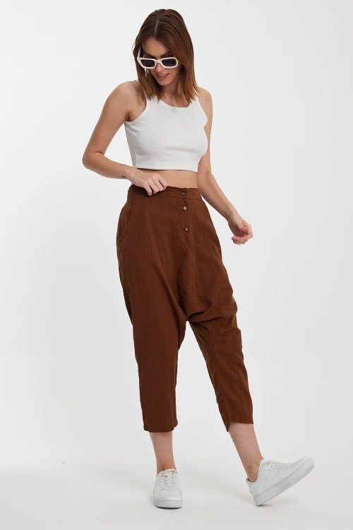 Maxi Boy Kahverengi Çift Cepli Düğme Detaylı Düşük Ağ Şalvar Pantolon BCVL-245326