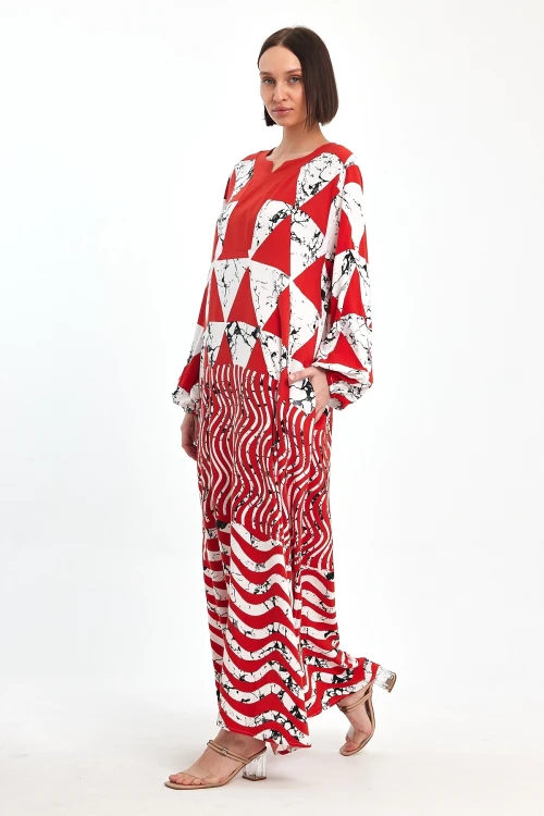 Maxi Boy Kırmızı Geometrik Desenli Bisiklet Yaka Uzun Boy Salaş Kesim Dokuma Elbise BCVL-241058