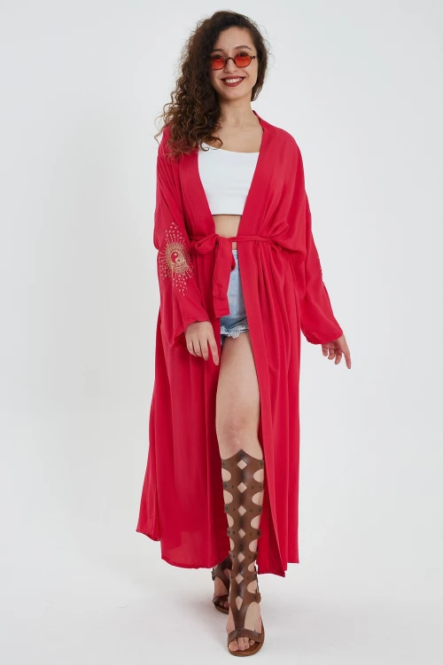 Maxi Boy Kırmızı Sırtı Ve Kolları Nakışlı Kemer Bağlamalı Uzun Kimono Ceket BCVL-24911