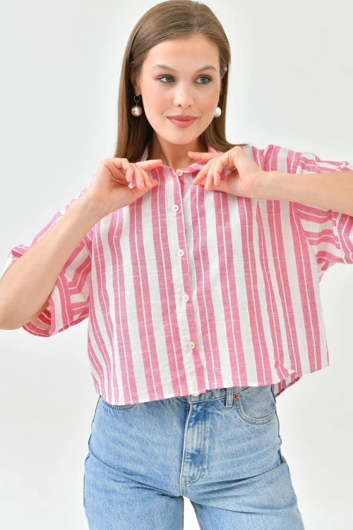Pembe Çizgili Simli Duble Kol Crop Keten Dokuma Gömlek BC241157