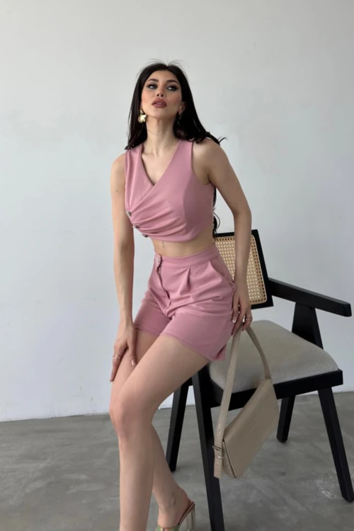 Pudra Kruvaze Yaka Düğme Detaylı Crop Yelek Ve Şort İkili Takım