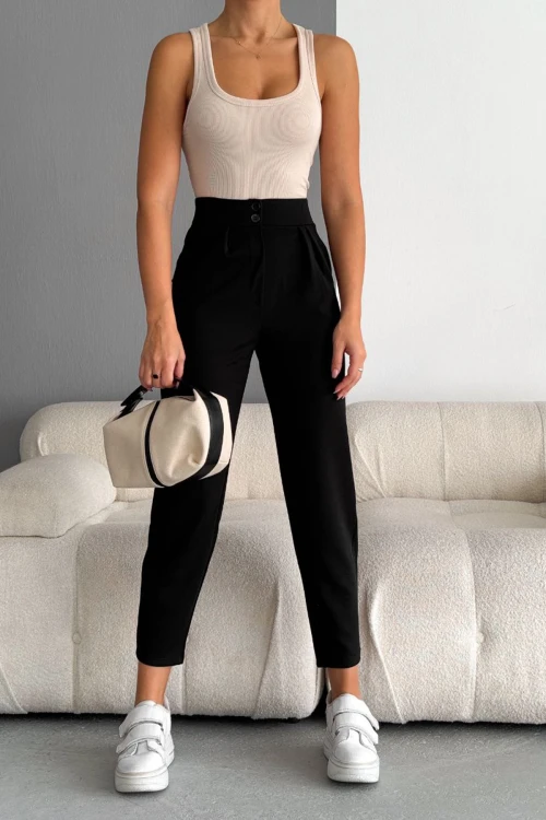 Siyah Çift Cepli Likralı Crep Havuç Pantolon BC241069