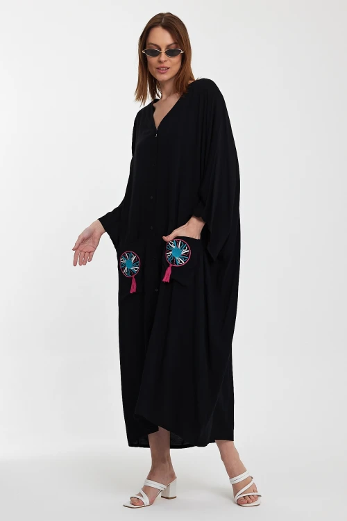 Maxi Boy Siyah Çift Cepli Nakış İşlemeli Uzun Salaş Dokuma Gömlek Elbise BCVL-24948