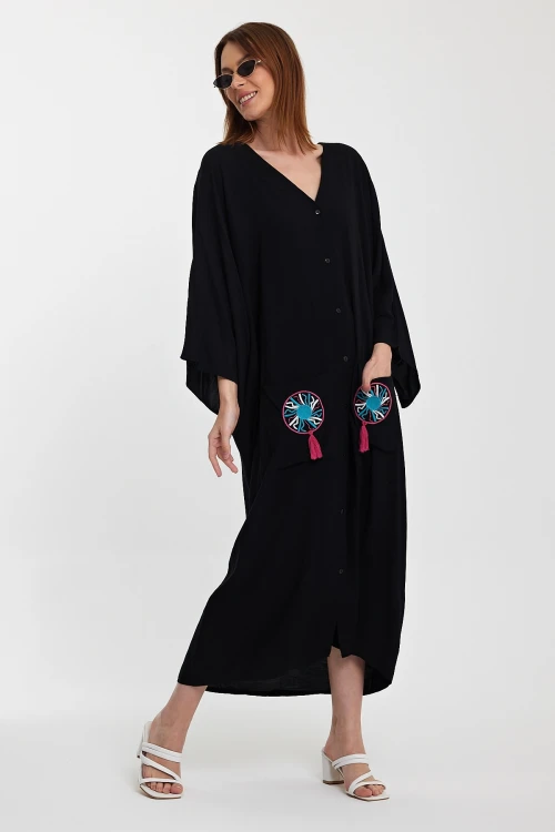 Maxi Boy Siyah Çift Cepli Nakış İşlemeli Uzun Salaş Dokuma Gömlek Elbise BCVL-24948