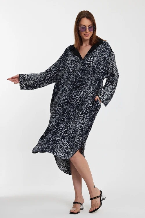 Maxi Boy Siyah V Yaka Çift Cepli Desenli Dokuma Elbise BCVL-24S55