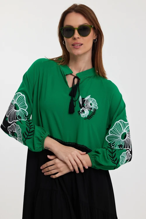 Maxi Boy Yeşil Hakim Yaka Nakış İşlemeli Renk Bloklu Uzun Boy Gömlek Elbise BCVL-24996