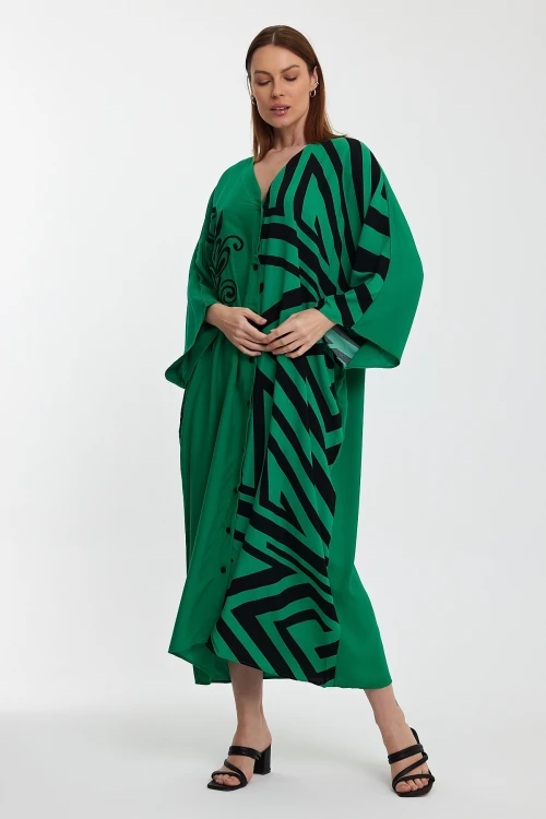 Maxi Boy Yeşil Nakış İşlemeli Renk Bloklu Uzun Boy Dokuma Elbise BCVL-241016