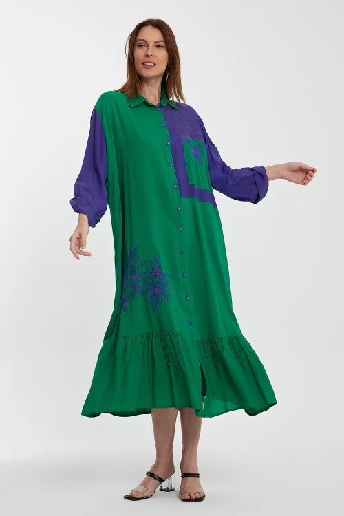 Maxi Boy Yeşil Renk Bloklu Nakış İşlemeli Uzun Boy Dokuma Gömlek Elbise BCVL-241000