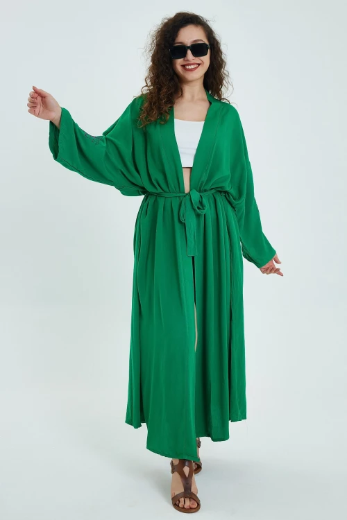 Maxi Boy Yeşil Sırtı Ve Kolları Nakışlı Kemer Bağlamalı Uzun Kimono Ceket BCVL-24911