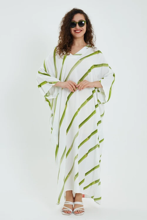 Maxi Boy Yeşil V Yaka Çizgili Sırtı Baskılı Salaş Dokuma Elbise BCVL-24932