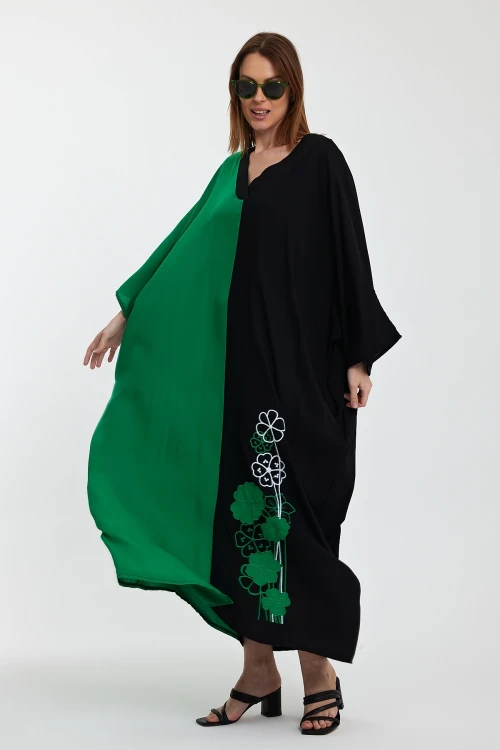 Maxi Boy Yeşil V Yaka Nakış İşlemeli Renk Bloklu Uzun Boy Gömlek Elbise BCVL-24958