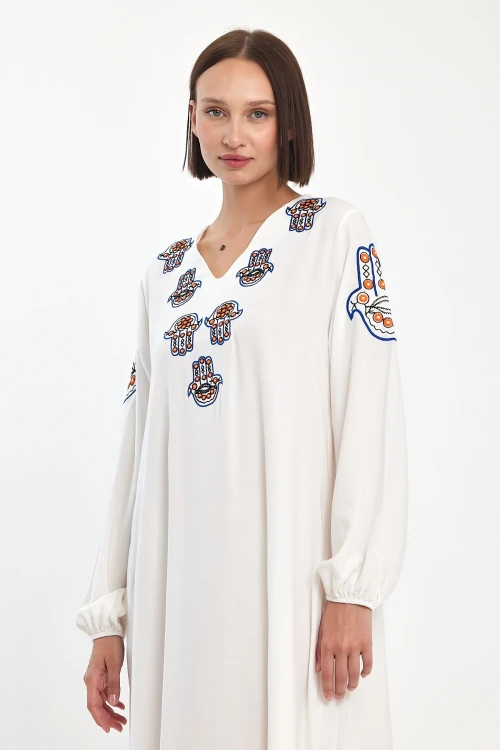 Maxi Boy Beyaz Nakış İşlemeli Dokuma Viscon Elbise BCVL-251044